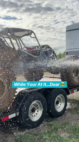 Meet & Beat… was a little muddy! @howellmotorsports #offroad #rockcrawler #weekend #sendit #wheeler #offroading #rain #mud #meetandbeat2025 #aop 