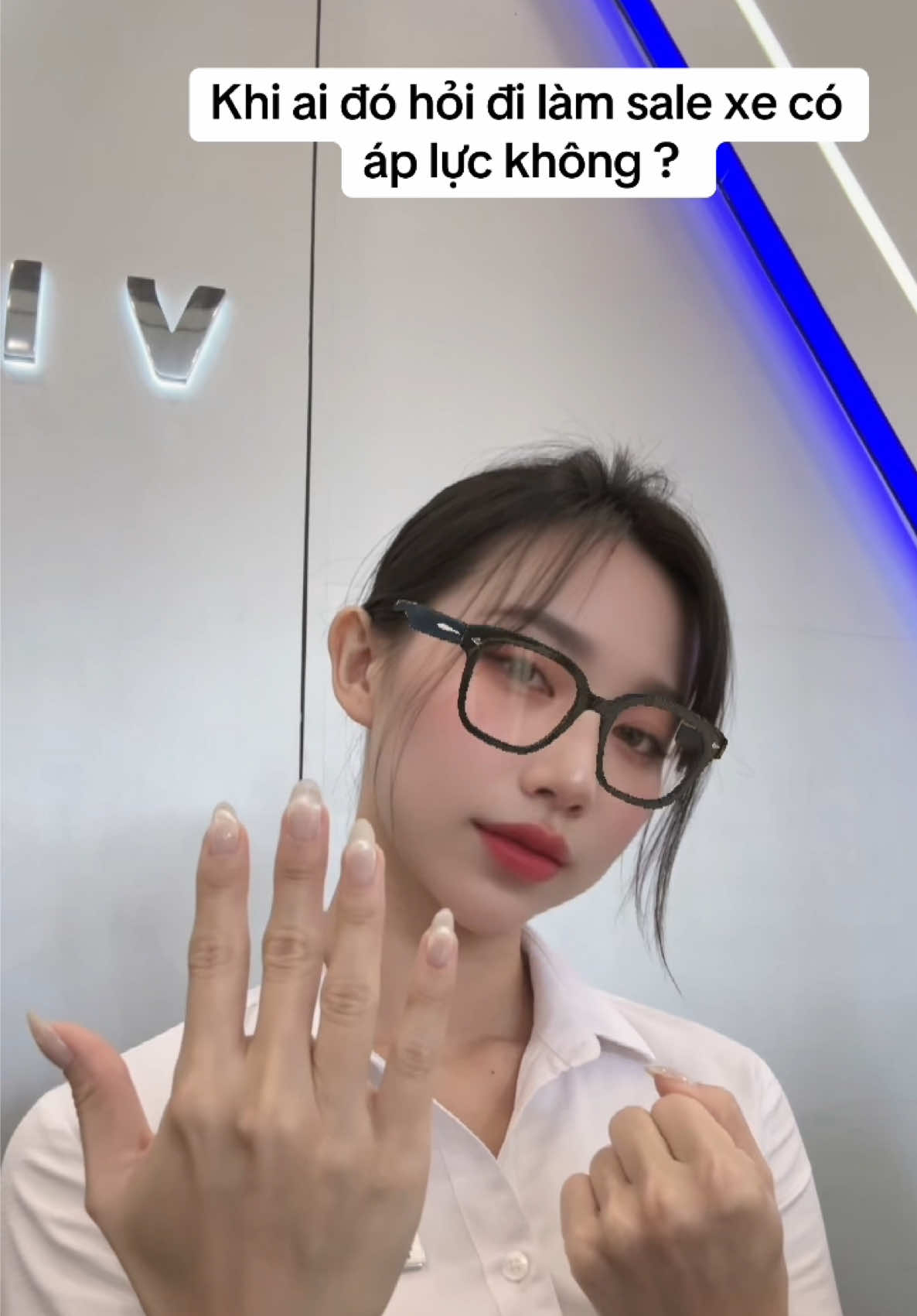 Vậy chớ kêu nghỉ việc là không nghỉ đó, cỡ nào cũng gắng làm 🤣🤣 #changvinfast #vinfast #xuhuongtiktok #trendingvideo #changchang 