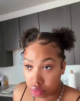 Do you like me cause i am a thick Ass???? 😘😲🤩🤩🤩😍❣️