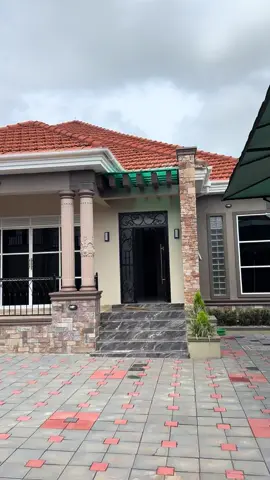 New house in Akright 900M ugx 
