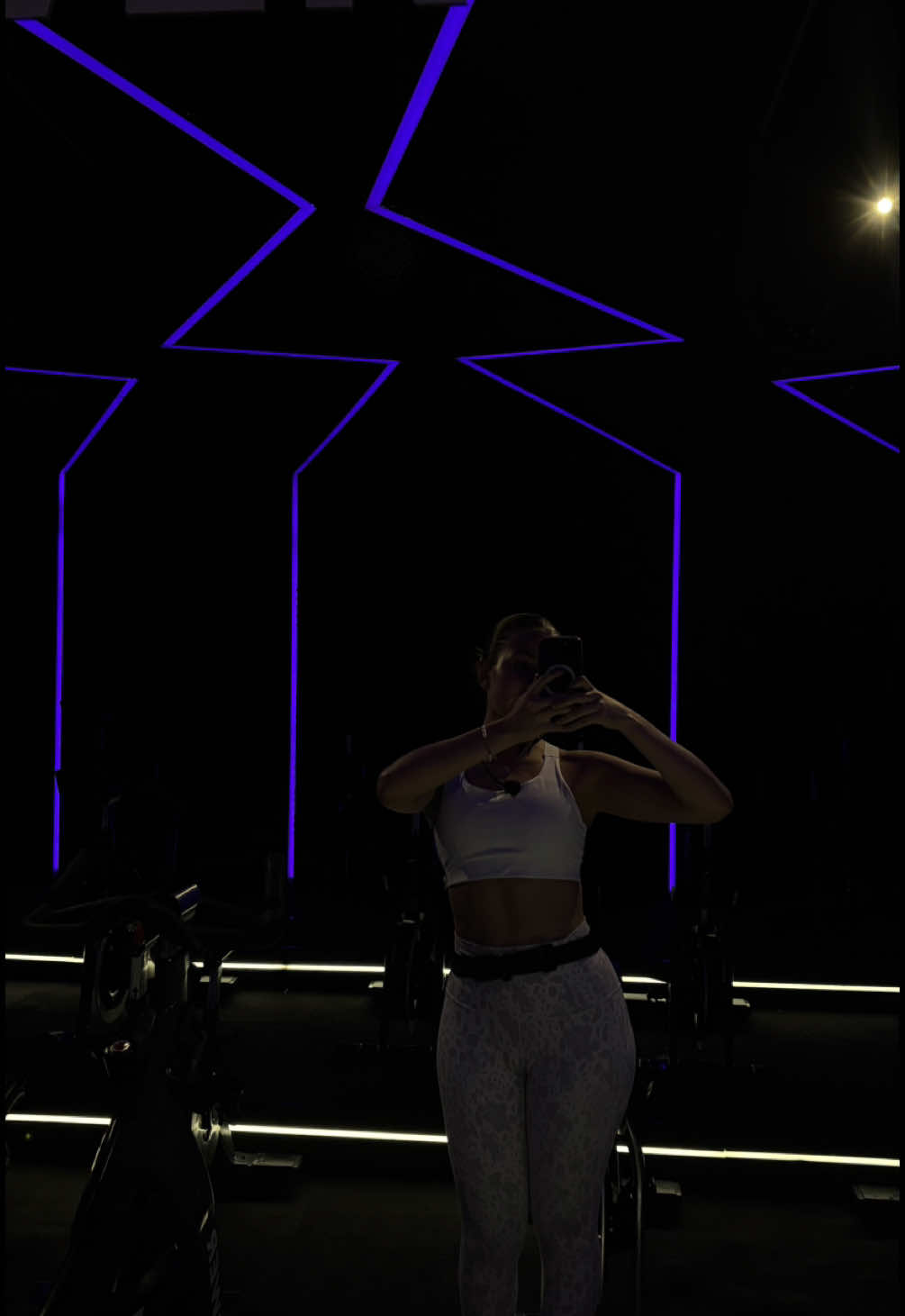 Confía y disfruta el proceso  🫶🏼 Aún así recuerda que los números NO IMPORTAN NI TE DEFINEN como coach, importa enseñar y motivar a tus alumnos (sea 1 persona o full class). #indoorcycling #Fitness #fitnessmotivation #coach #indoorcyclinginstructor #indoorcyclingcoach #futurecoaches #spinning #fitpass #cycle #fyp #paratii #foryoupage 