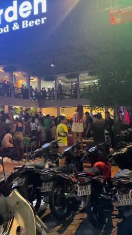 Như vậy đã đủ vui chưa cả nhà ơi 😍  Đã đến đây thì quên mất người yêu cũ của bạn là ai luôn ạ 🤣 #xuhuong #camau #chillgardencamau 