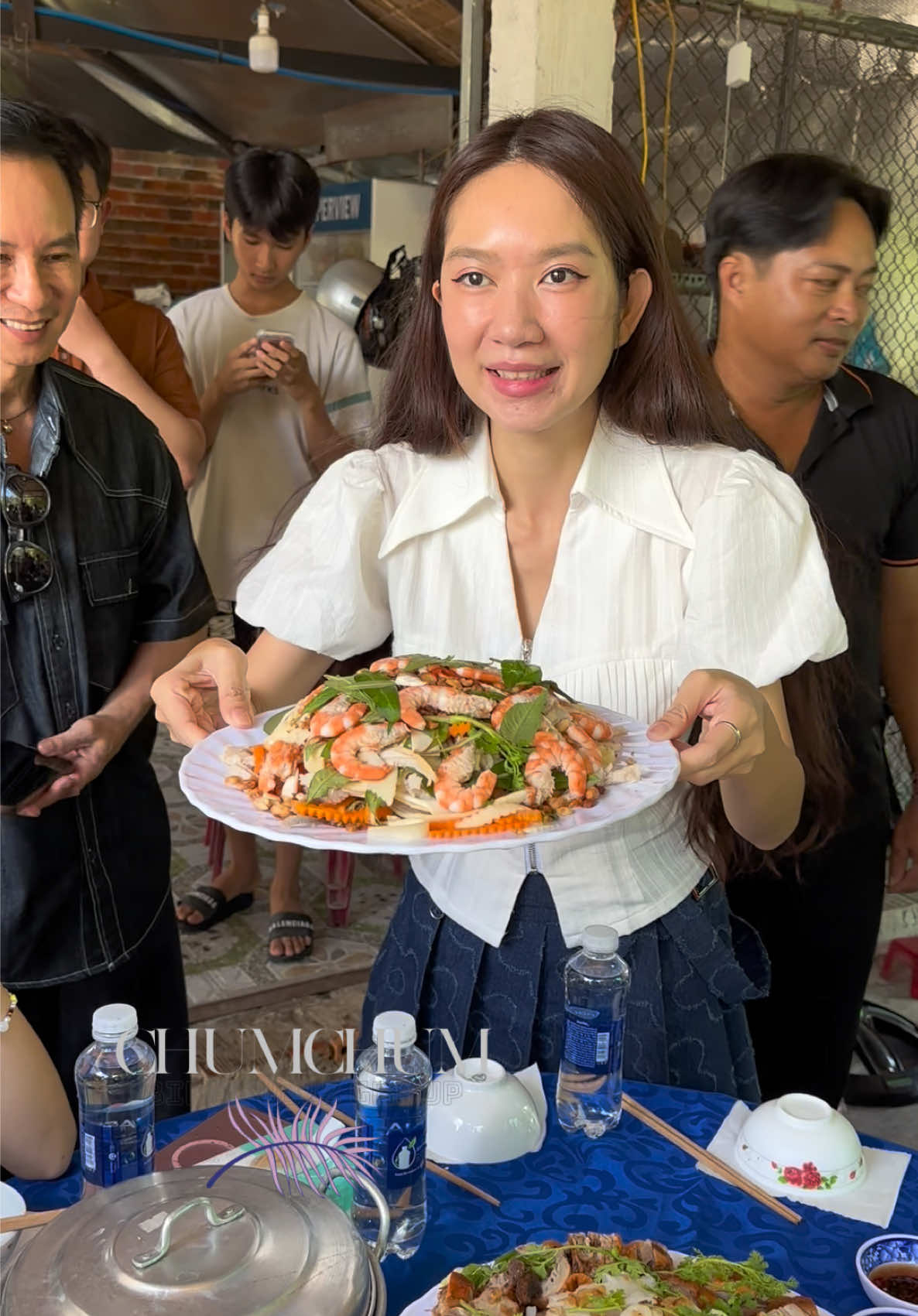 Vợ chồng Lý Hải Minh Hà về thăm nhà Lê Tuấn Khang #ChumChum #BimatVbiz #Thegioimodels #Lattungvbiz #TiktokGiaiTri #Globalem #latmat8 #latmat #latmat8vongtaynang #vongtaynang #latmat8bychumchum #lyhaiminhha 