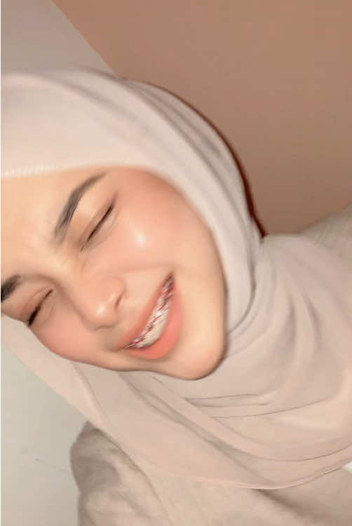 Lemah betul camera gerak gerak ni 