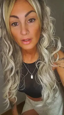 Adicta a vosotr@s🫦#viernes #mayo #adictiva #paratiiiiiiiiiiiiiiiiiiiiiiiiiiiiiii #shakira #felizdia #ojos #vicio #piel #beta #rubi #hair #noahschnapp 