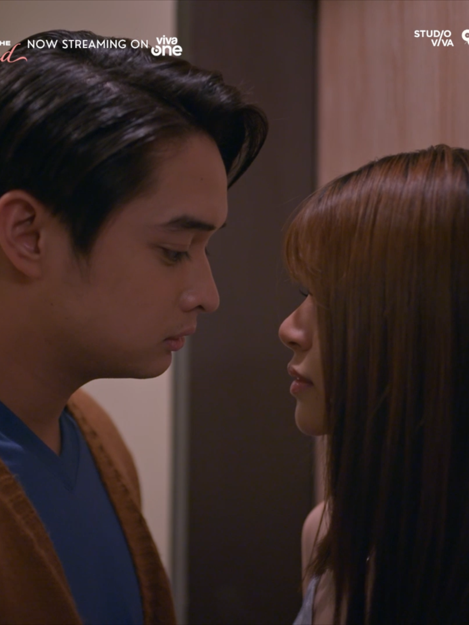 FOR REAL THIS TIME! Hindi na maitatago ang nararamdaman para sa isa't isa. Doc Cly, nakarami ka ah! Sabi nga ni Sam 11/10! AMINAN SZN na sa EPISODE 5, Beshies! Don't miss the Avenues of the Diamond, streaming only on Viva One: https://vivaone.page.link/AvenuesOfTheDiamond #AOTDForRealThisTime #AvenuesOfTheDiamond #AubreyCaraan #LanceCarr #LanBrey #LanceBrey #StudioViva