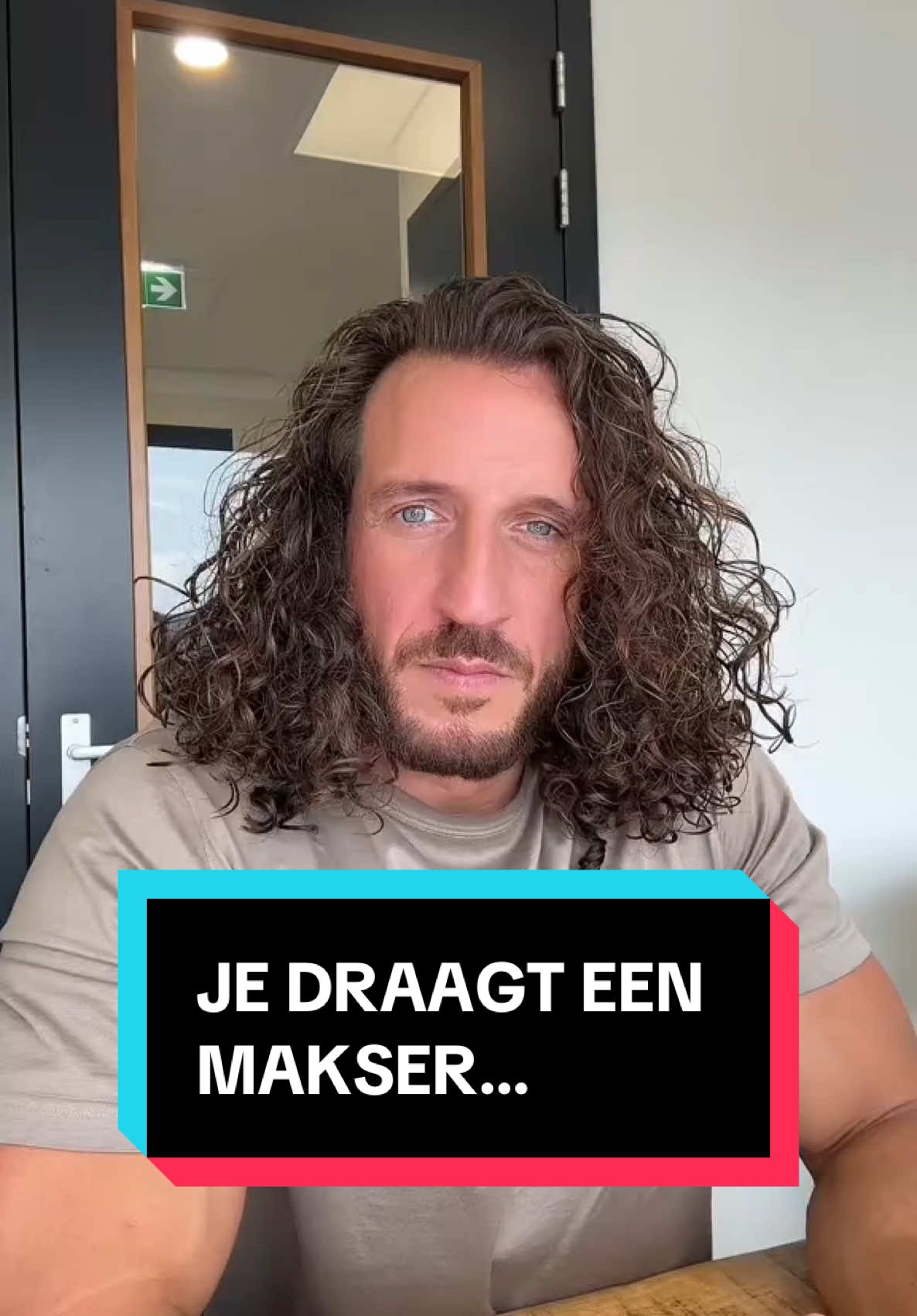 Deze video is gericht aan iedereen die zich achter een masker verschuilt, en aan de zogenaamde holistische coaches die slechts inspelen op de trend zonder diepgang of oprechtheid. Bezoek www.nickalper.com voor persoonlijke coaching, mijn gids “Een Holistische Kijk Op Gezondheid” en mijn cursus, Postuur Corrector. Voor eventuele vragen kan je mailen naar info@nickalper.com Volg je hart, je ziel weet de weg, Nick Alper #for #men #women #mask #life #mental #health 