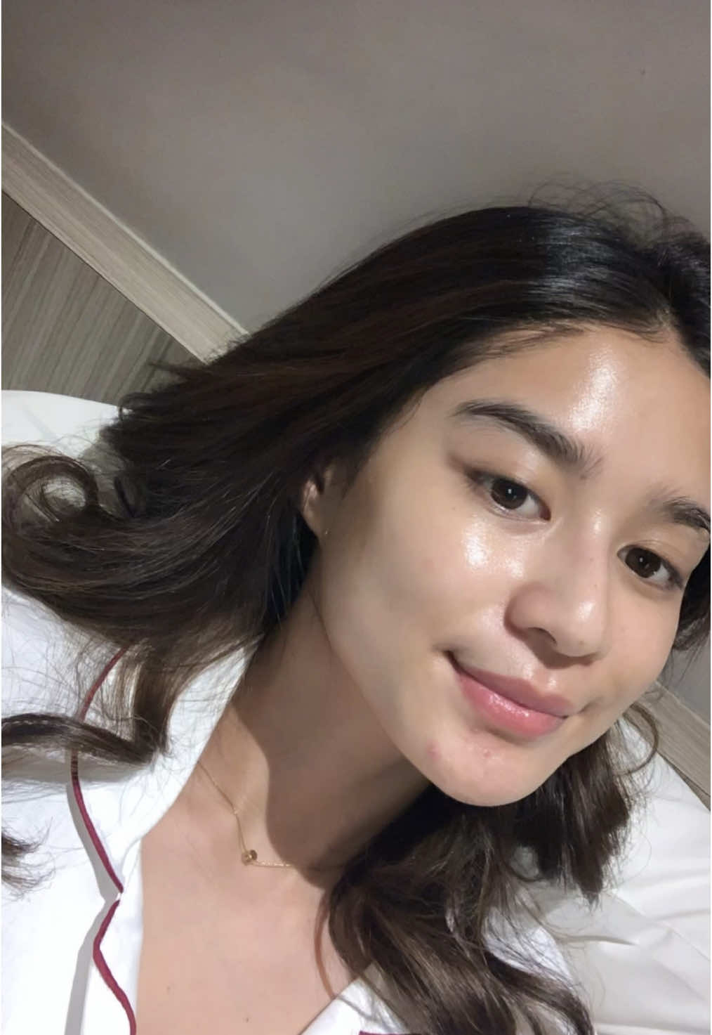 ini honest review boleh kan? yang tadinya iseng taunya malah cocok sampe 6 paket semua yang aku pake ini basic skincare bpom juga @J-GLOW SHOP  #jglow #jglowskincare #jglowreviewjujur