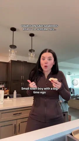 CUZ IM READYYYYYYY♥️♥️♥️♥️ SEE U THERE #tour #revenge #karma #scream #concert #live #music #newmusic 