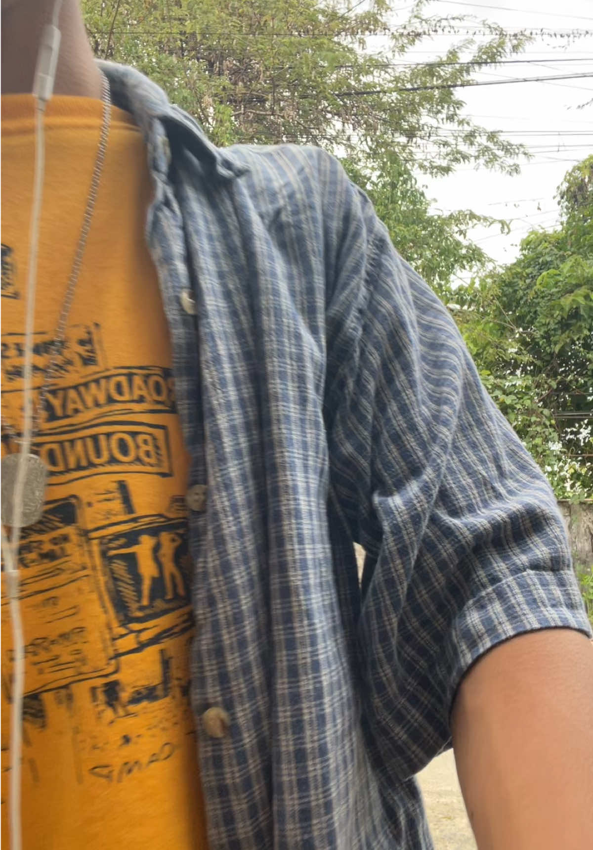 #fashion #fit #outfitinspo #OOTD #fitcheck #outfit #fits #clothes #fitinspo #styletips #styleinspo #thrifted #thrift #ukayukay #vintage #vintagefashion #vintageclothes #carhartt #jorts #maison #margiela #maisonmargiela 