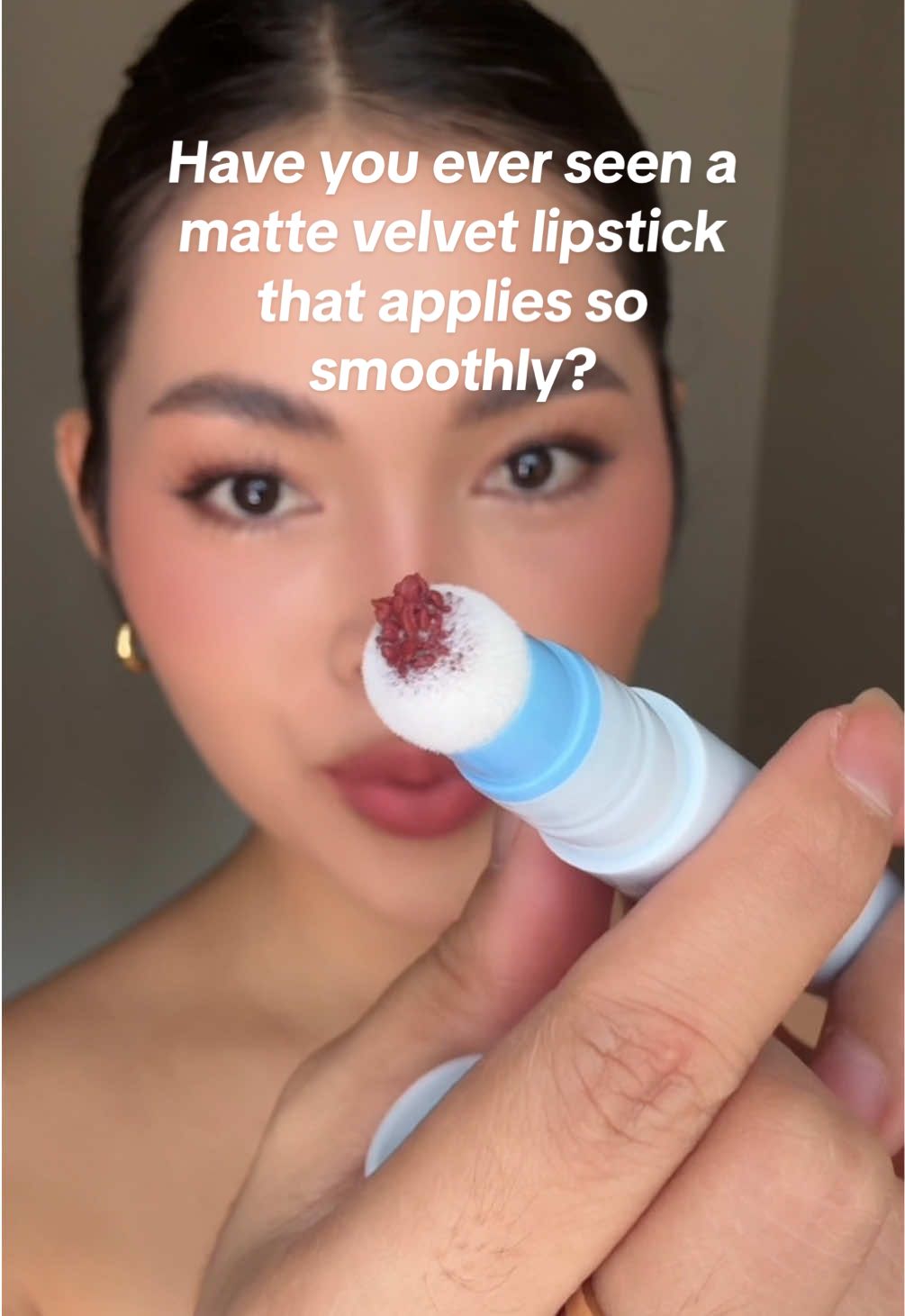 Have you ever seen a matte velvet lipstick that applies so smoothly? 🌸🪞 #saceladylipandcheekcream #transferprooflipmud #fluffybubble #sacelady #findsacey #fyp 