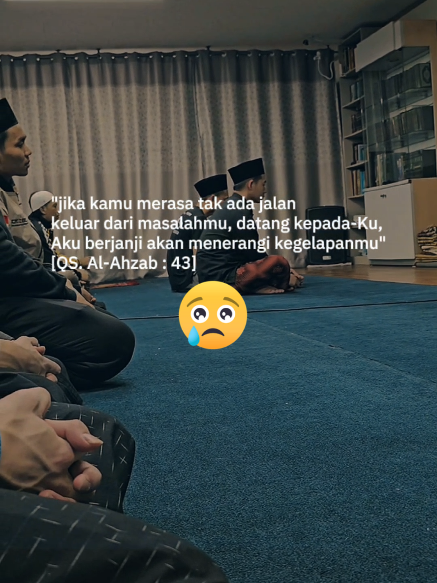 Iblis Memang Sombong Karena Dia Tidak Mau Diperintah Tuhan nya Untuk Sujud Kepada Nabi Adam Tapi Ada Yang Jauh Lebih Sombong Dari Iblis Siapakah Dia..? Semoga Kita bukan Dari Golongan tersebut 🤲