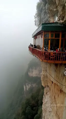 Cliffside Restaurant with Breathtaking Valley Views 🌿☕ #cliffsideviews #nature #travel 