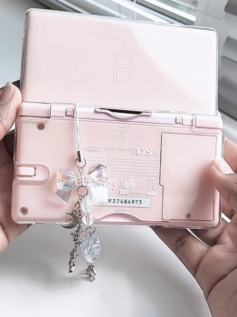 the screen protection replacement was very much needed #dslite #nintendo #nintendods #handheldconsole #retro #nostalgic 