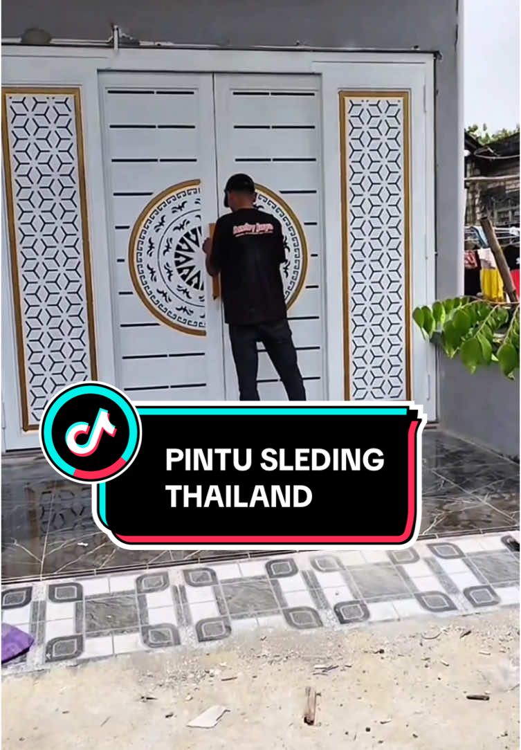 Pintu sleding thailand #bengkellascirebon #kanopicirebon#pagarrumahestetik 
