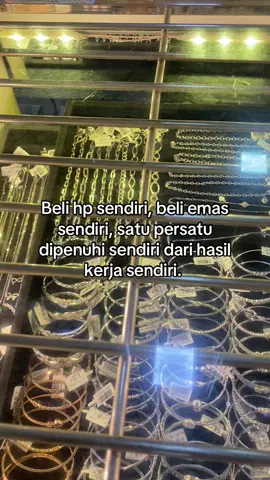 Hidup seberjuang ini, semoga selalu di usahakan terus #fyp #fypage #selfreward #xyzabc 
