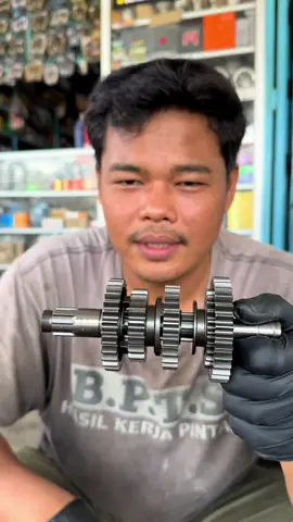 Rasio Full Set Komplit Rx King 1000m & 500m  #fyp #fypage #fyppppppppppppppppppppppp #fypシ゚ #rasio #gigirasio #rasiorxking #rxking #rasiokomplit #rasioking #gs3 #gemilangsukses #twhracing #mio #modifikasi #miobalap #miotouring #mekaniktiktok #mekanikbalap #mekanikracing #bengkelracing #bengkelharian #bengkelbalap #bengkel #toko #dinamobeat #beatkarbu #mekanikmotor #mekanikkereta #tokosperpart #bigpully