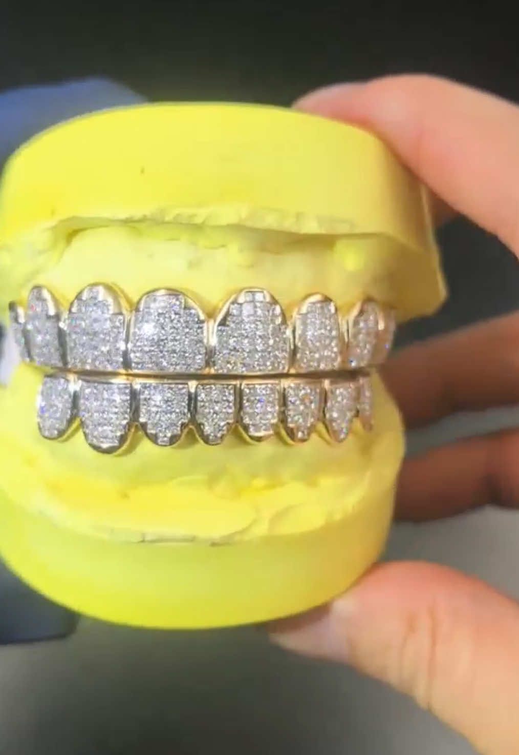 Invisible  Princes Cut #grillz #Grillz 