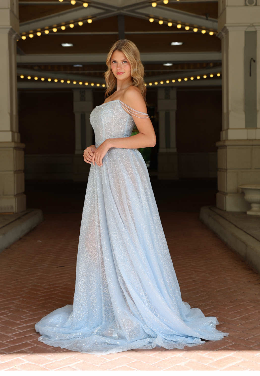 Cinderella called. She wants her dress back! ✨ Wearing @GLAMLORA ✨ Dress: GLWH0722 ✨ #glamlora #dresses #promdress #prom #sparkle #trending #fyp #beautiful #prom2025 