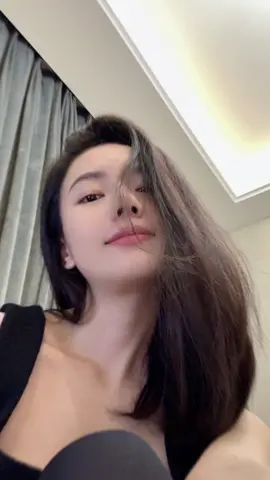 A beautiful day begins with a selfie.#selfie #daily #tik_tok 