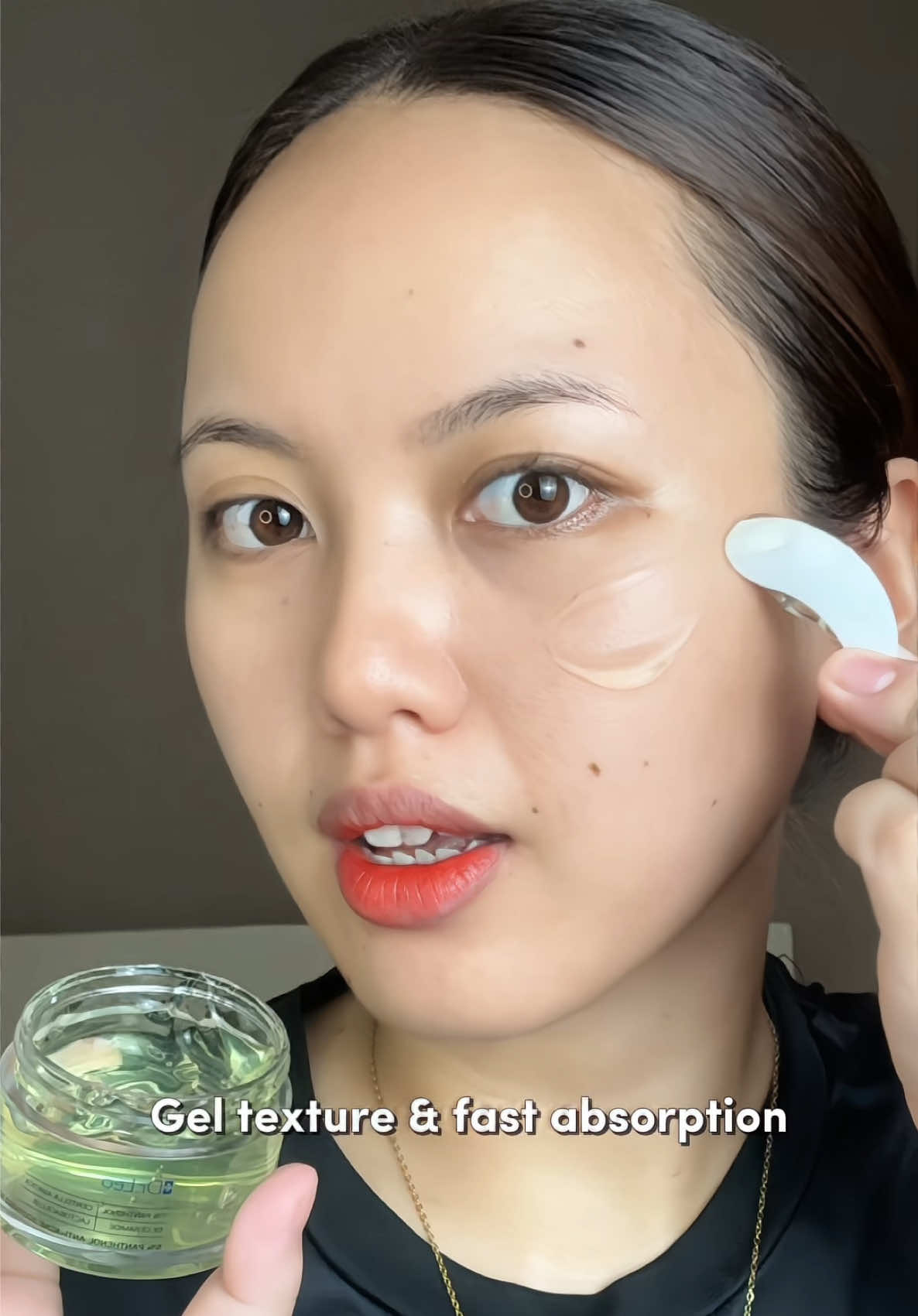 Best moisturizer for sensitive skin @Dr.Leo Skincare MY @Dr.Leo-USA #drleo #drleosoothingcream #soothingcream 