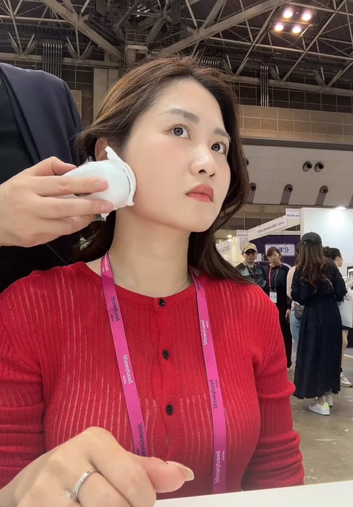 Chưa có ý định sẽ đầu tư 1 số tiền lớn cho sp làm đẹp nhưng máy nâng cơ belega này thì 1000 lần xứng đáng ạ 🥹🥹🥹#hanhancosme #goclamdep #reviewmypham #myphamnhat #myphamnhat #belega #maxcarehome 