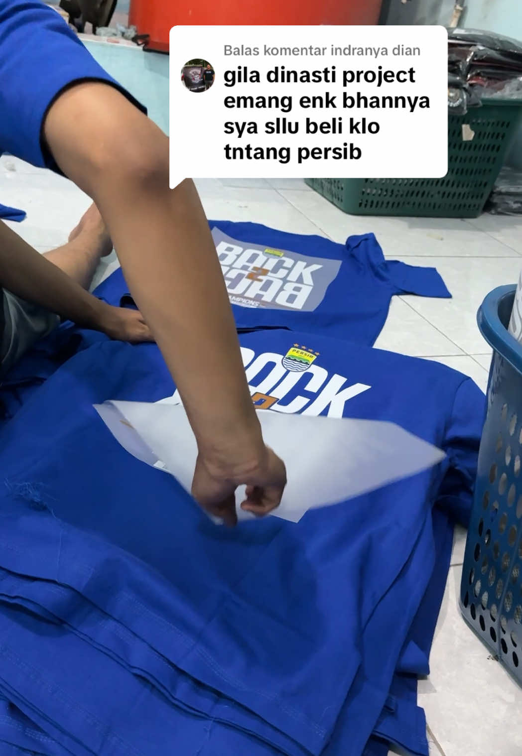 Membalas @indranya dian Mantapp, terima kasih sudah langganan kk 🥰 #persib #konvoipersib #backtoback #bobotohpersib #briliga1 