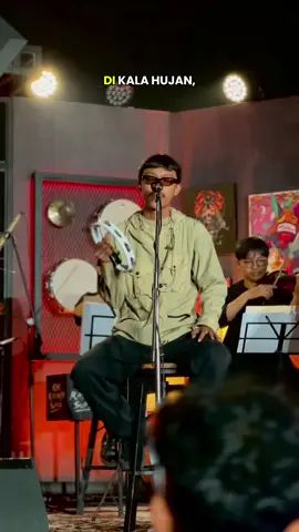 🔥The Kick ( @THE KICK INDONESIA ) - Badai di Selatan 📍The Ratan 2025 // @SUPERMUSIC  - #INIRASANYASUPER #SUPERLIVE #SUPERMUSIC #INTIMATESESSIONS2025  #THEKICK #gigs  #stageid  #GaleriKonser