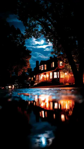 Rising above your home at night ❤️😌 How does that make you feel? #nature #aestheticvibes #relaxingvideos #calmvibes #vibes #relaxing #scenery #cominghome #calmfeeling #livewallpaper #livewallpaper4k #nightrain #comfyhome #cosyhome