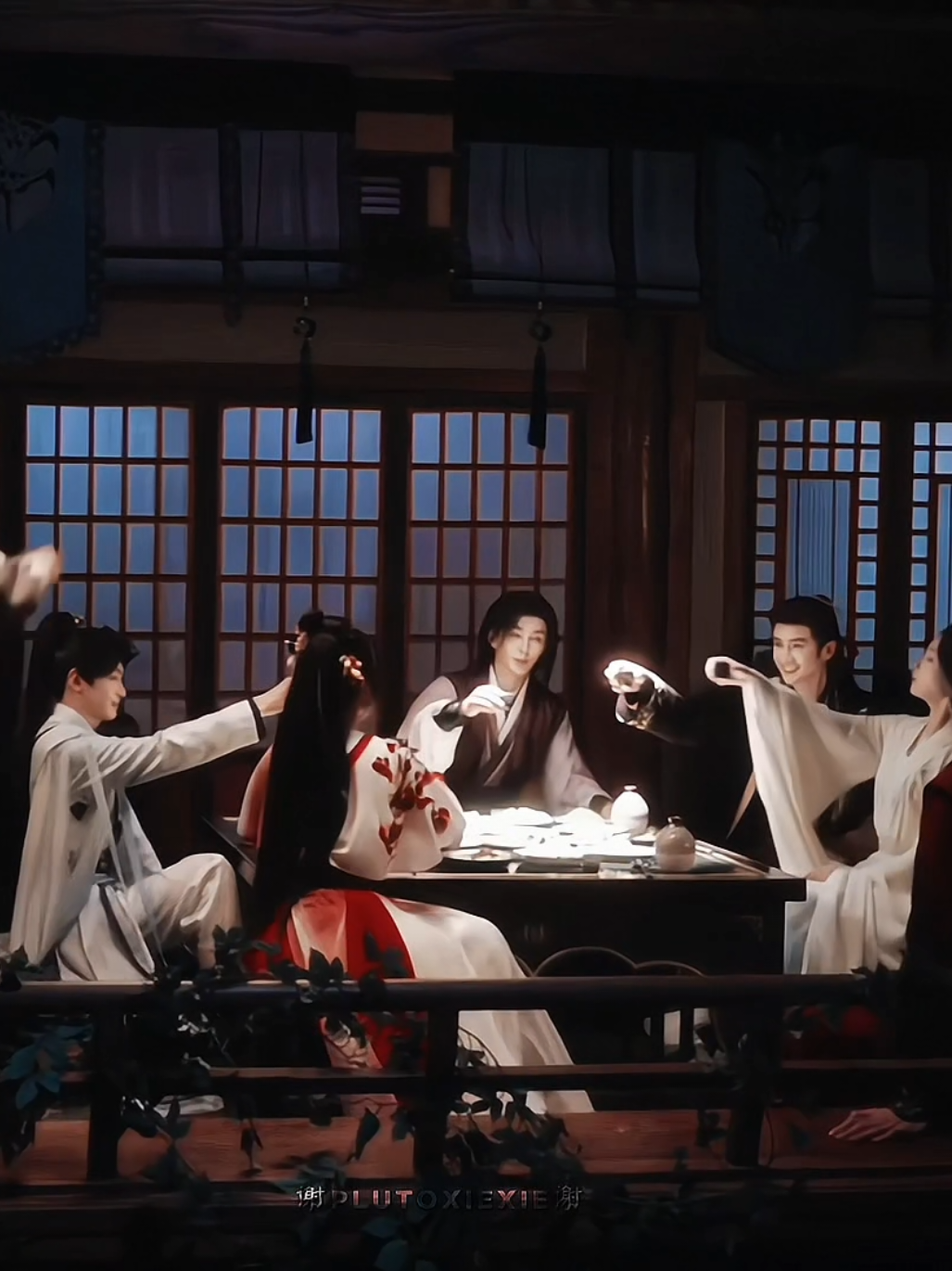 tau kan skrng dikasi yg happy² biar apaa?? biar kita kdu siap² mendekati end, ga kerasa udh mo selesai, gini aja ga si end nya😩😭😭🏃🏻‍♀️💨⚔️❤️‍🔥 #loveinpavilion #foxspiritmatchmaker #cdrama #yourpage #xuhuong #liushishi #zhangyunlong #zhaixiaowen #wuxuanyi 