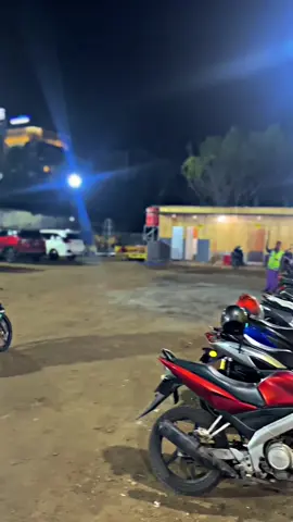 Tak tunggu serangan mu di pecel lele megilan 🚀 Lokasi: mbangil. Depan kantor pengadilan pasuruhan  #pasuruhan24jam  #pecellelemegilan