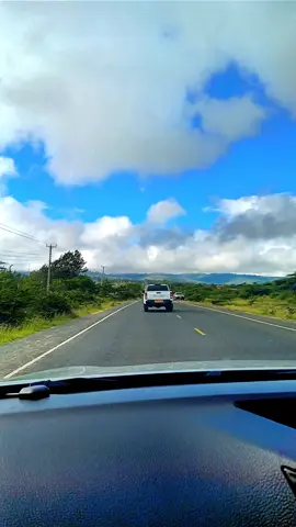 Machakos County  Komarock road  #tembeakenya  #roadtrip  #kenyantiktok🇰🇪  #rhumba  #trendingvideo 
