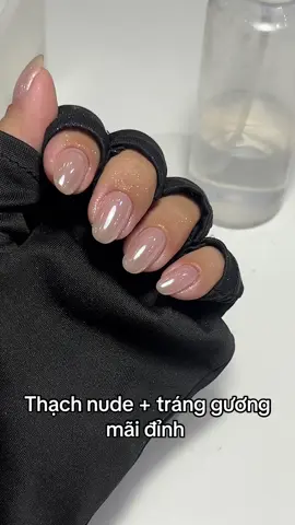 Ánh sáng bình thường mà bóng cỡ đó đó 😭😭😭  #fyp #nails #viral #foryou #nailart #ani #nails💅 