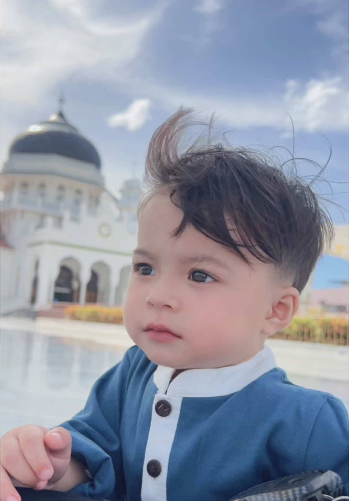 Ya Allah permudahkanlah segala urusan ibu dan ayahku 🫰🏻 #allahummashollialasayyidinamuhamma #Allahummabarik #masyaallahtabarakkallah #ootdbaby #outfitbayi #bajukoko #mesjidrayabaiturrahman 