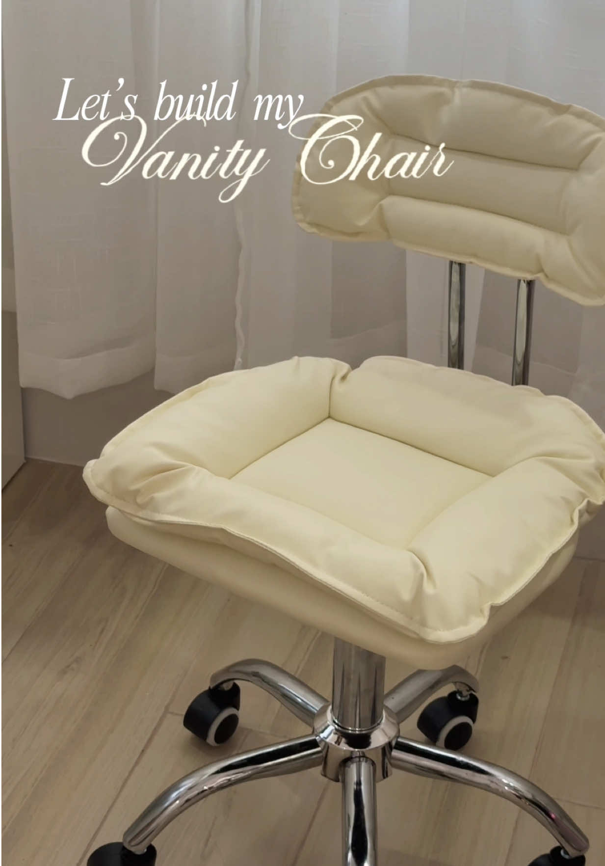 let’s build my vanity chair! I so love the puffy look ✨💗 #fyp #foryou #chair #vanitychair #deskchair #vanitysetup #desksetup 