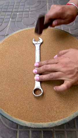New shape from metal casting on sand #metal #art #metalsmelting #metalcasting 