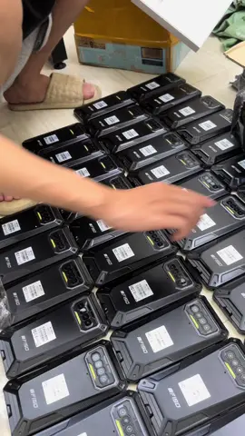 Fiso f150 b2021 giá chỉ hơn 2đ pin trâu 8000mah cho ae nha #sharp #nhatminhmobile #dienthoainhat #didongviet #xuhuong #lienquanmobile 