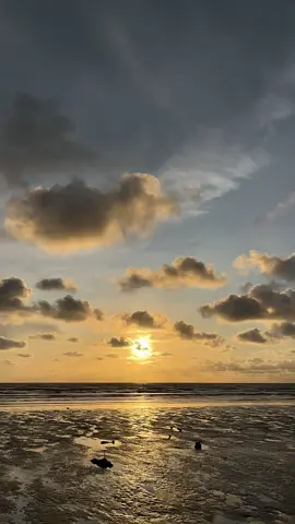 Kalau suka dengan view ni, ambilah save and share ya, jangan lupa tap❤️ #sunset #fyp 