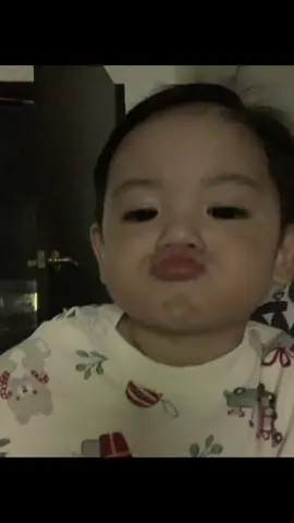 😘 for everyone #lucas #bigboy #babylucas #fyp #cutebaby #babyboy #kiss #cute 