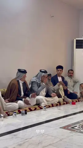 واخيرا وليس اخرا غرد الطير 😂😂 مبارك مبارك الله يتمم لك على خير . اخي 🥳🤍✨#غرد_يطير_بهالخبر #خطوبة #اكسبلور @حمودي السيد 🌹♥️🌹 