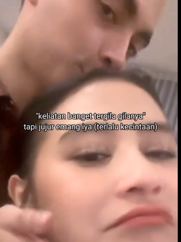 mereka sama-sama beruntung, cintanya pun setara ❤️ #prillylatuconsina #omaraesteghlal #couplegoals #pasangan #fyppppppppppppppppppppppp #foryourpages #xyzabc 