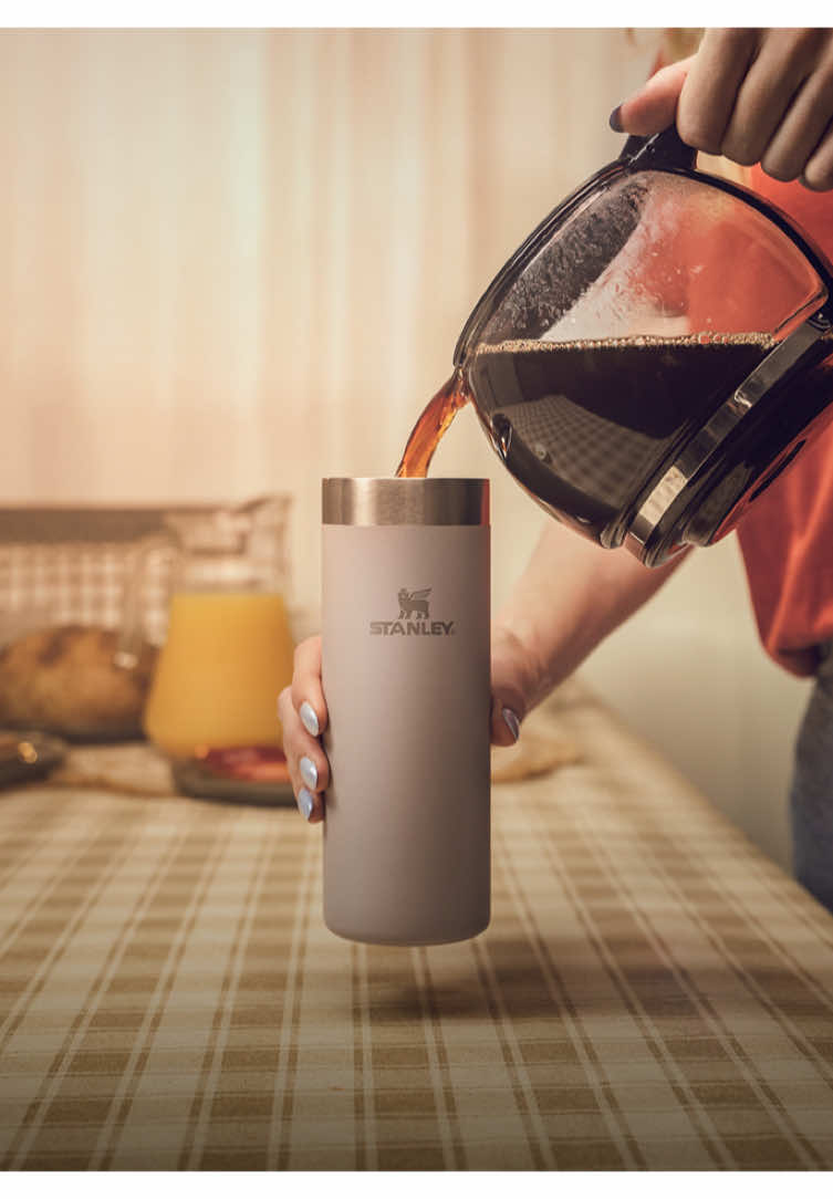 El termo que todos necesitamos para mantener nuestro café calentito todo el día. ✨ #stanley #transit #aerolighttransit #paratii 