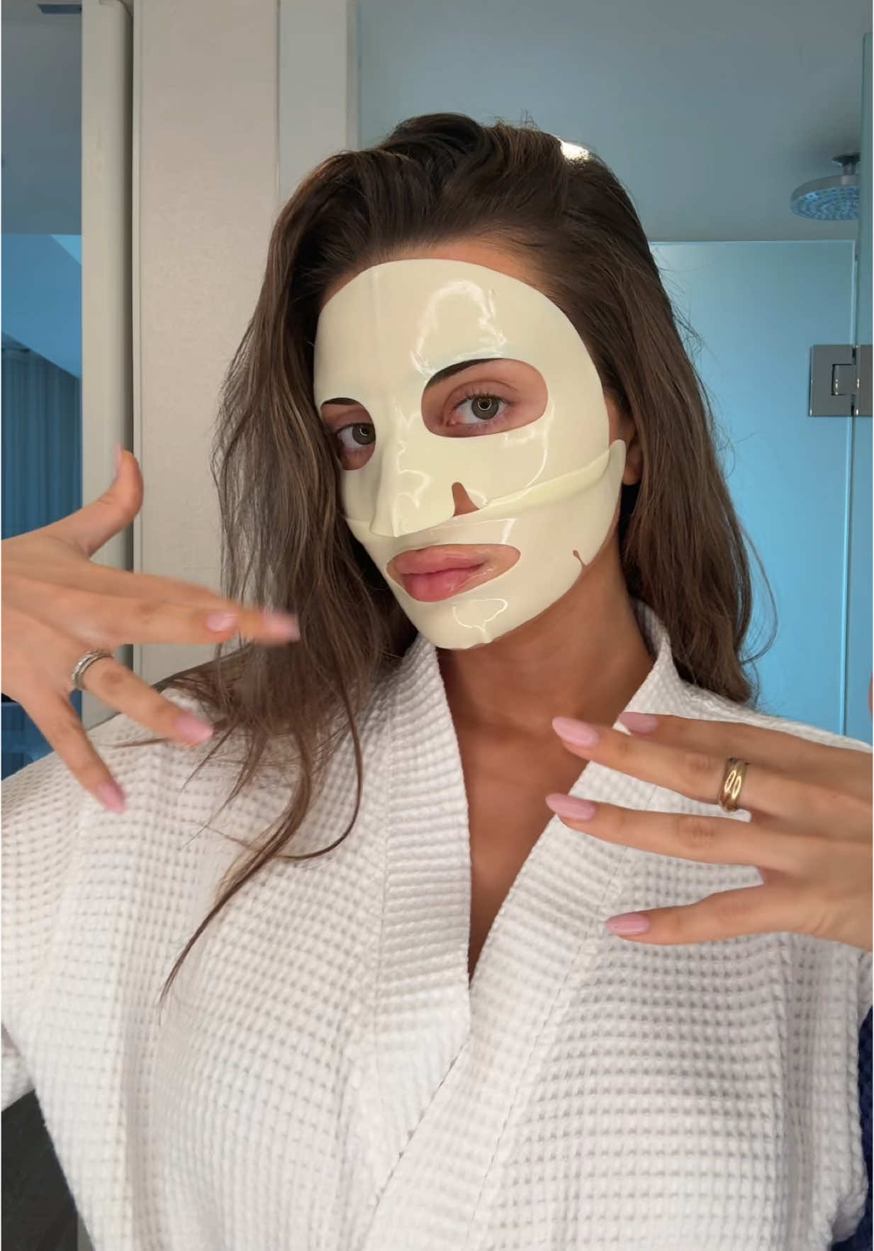 Skincare en voyage avec des produits miniatures 🎀