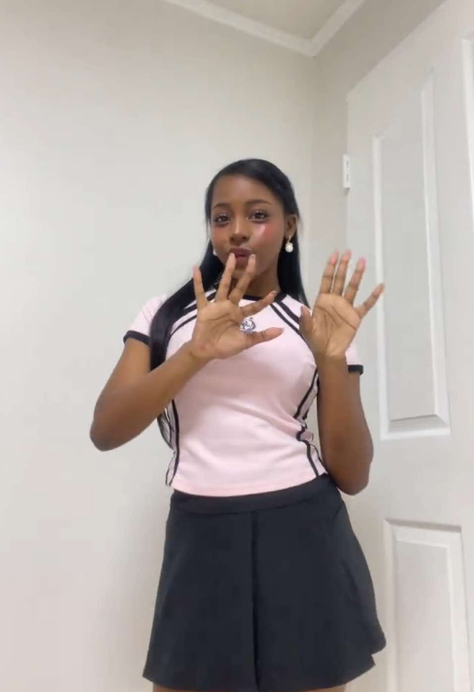 hii 💓 @XG Official #XG #INTHERAIN