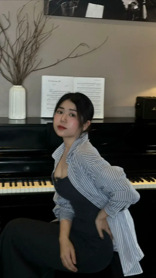 Tuyet doi dien anh 🤓 #fyp #xuhuong #outfit 