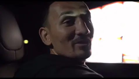 What a man gotta do to get a chicken samwich #maxholloway 