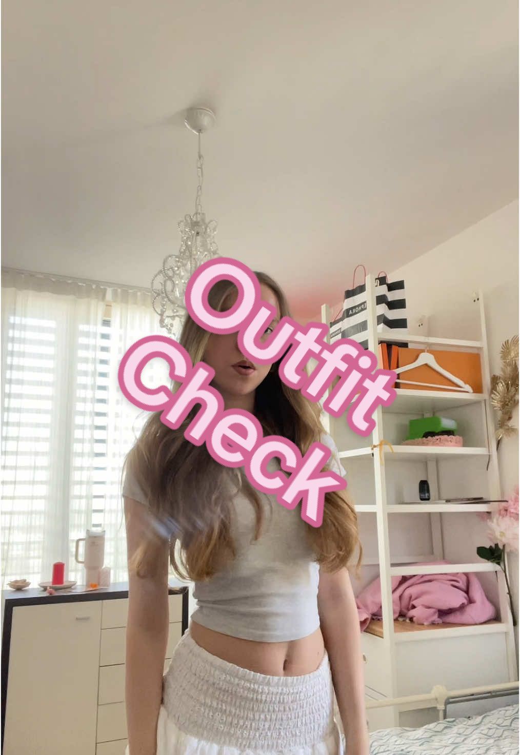 Kleiner Outfit Check für meine Girls 😘💞💗💖#helenasparadise #happy #outfit #outfitcheck #fyp #viral #💖💖💖💖💖 