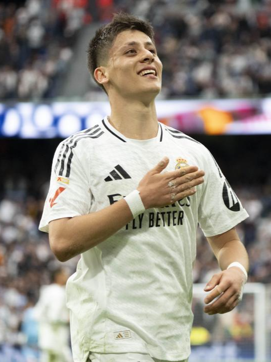 ☝️ 🤍 @laliga @realmadrid #LALIGA #LALIGAEASPORTS #LALIGAHighlights #deportesentiktok #sportstiktok #futbol⚽️ #futbol #footballtiktok #laligaplus #LALIGA+