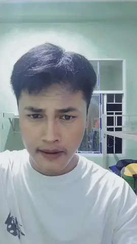 နှုတ်ခမ်းမွေးမရှိဘူး 😝#နှုတ်ခမ်းမွှေးရှိတာအပြစ်လားအမေ #foryou #foryoupage #fypage 