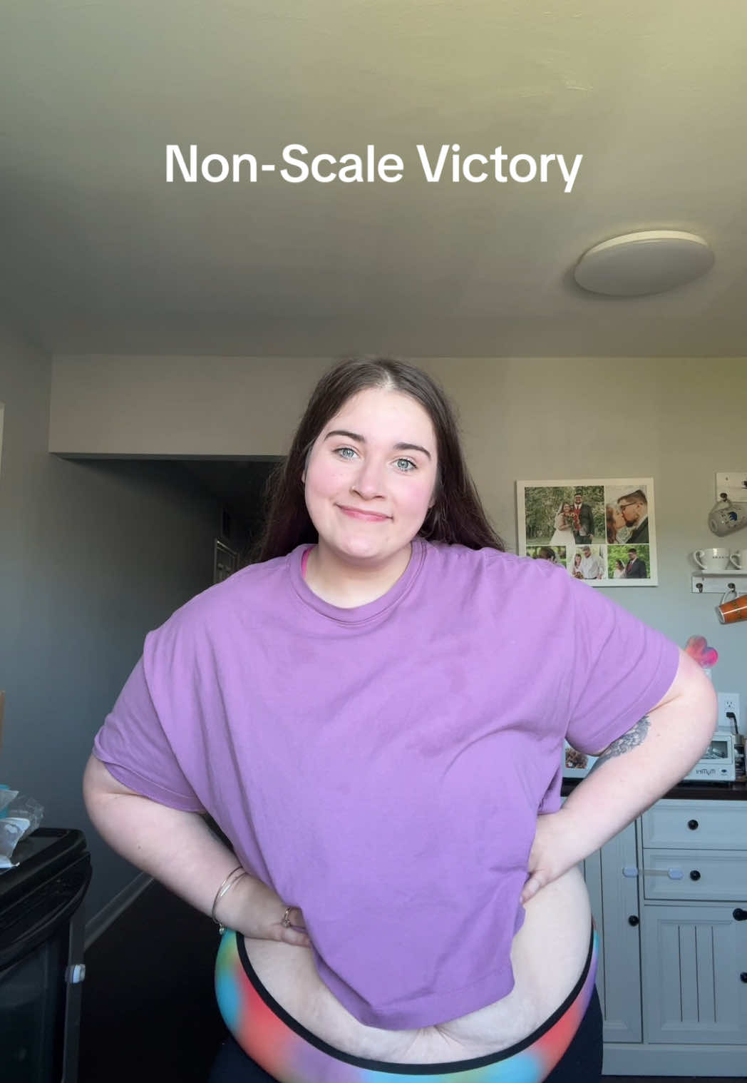 WHY CAN'T CLOTHES FLUCTUATE WITH OUR BODIES?! I mean I know why but still, so annoying😂 still so proud of myself but as someone who struggles to find clothes it's annoying😂 #plussize #plussizeedition #weightloss #weightlossjouney #nonscalevictory #fyp #foryouuu 